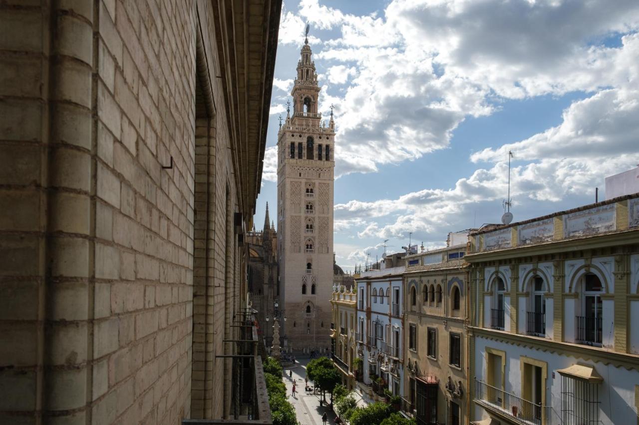 Vista Catedral Sevilha Exterior foto